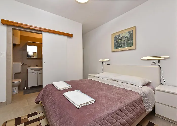 2150 Gostinjska kuća Bale